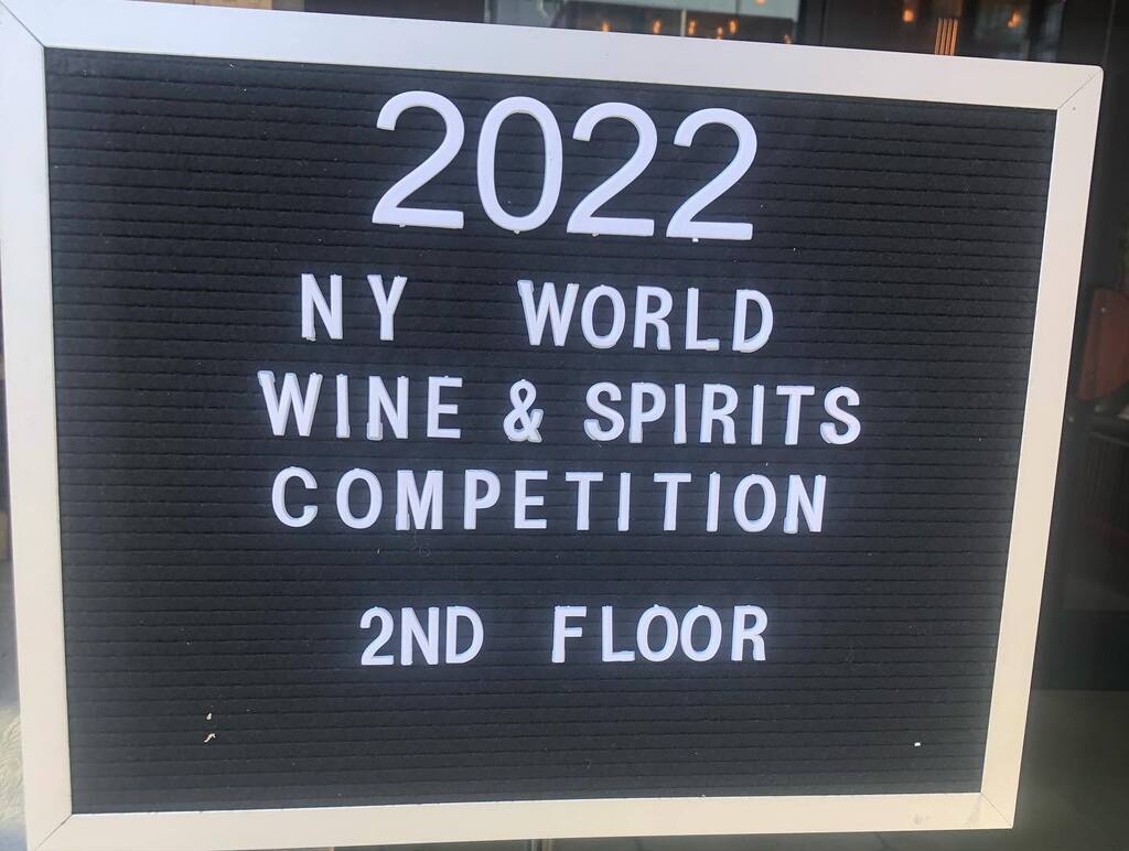 GaryElixirs's tweet photo. #wine and #spirits finals at the annual @nywscomp today. many thanks to the organizers and other judges - truly an honor to be a part.

#gin #vodka #bourbon #singlemalt #whiskey #cognac #scotch #liqueur #brandy #shochu #baijiu #tequila #winejudge #cockta… https://t.co/kXl605X9Ea https://t.co/TxkpcSDbzI