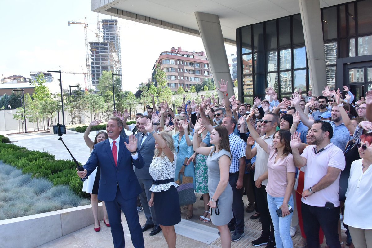 Jeff Flake tweet media