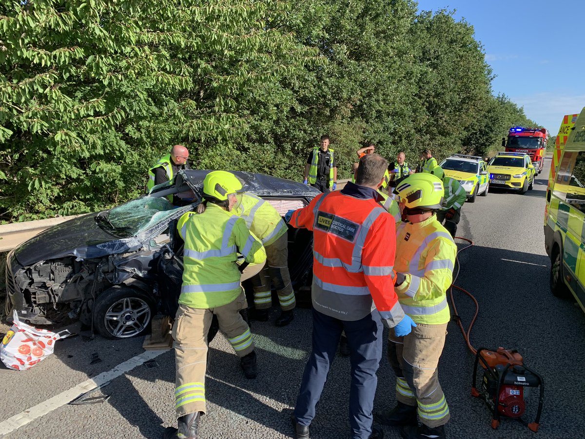 GWilliscroft's tweet photo. A perfect example of multi-agency collaboration at this morning’s incident. All agencies working together towards a common goal of ensuring the safety of our community. @nottsfire https://t.co/ooX8LQmn7n