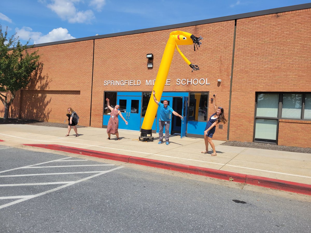 Lindsey Avara tweet media