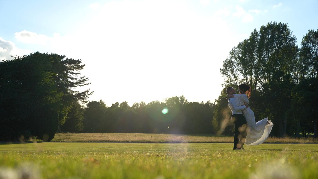 Just casually hanging out in the most beautiful light...

Kirsty and Nick bringing ALLLLLL the style for their Capesthorne Hall wedding over in Cheshire!

Venue: Capesthorne Hall
Photo: @philsalisbury_