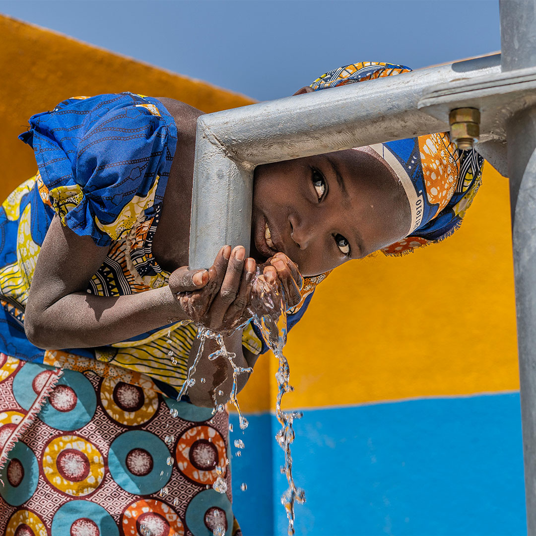 GenerosityGloba's tweet photo. For many kids in rural parts of sub-Saharan Africa, access to clean &amp; safe drinking water means better health. Attend Mission Ball 2022 - Fundraising Gala to make this a long-lasting reality.
Get tickets at https://t.co/FSXngK7lpL
#keepgoingforcleanwater #TeamGG #missionball2022 https://t.co/LmQjjaWSWJ