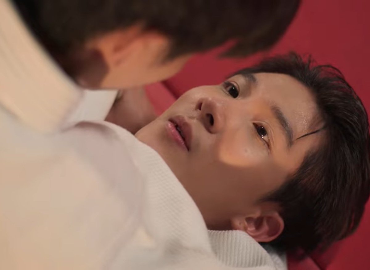 BLloverleriz's tweet image. Tam liste yanık.. #eclipsetheseries