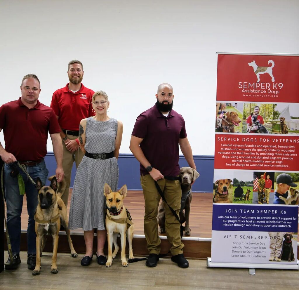 semperk9's tweet photo. #NationalDogDay and we are celebrating by adding 6 service dog teams to our #SemperK9 family. Congratulations Graduates! 🎓🐕‍🦺🇺🇲

#servicedogsforveterans #servicedog #ServiceDogs4Vets #servicedogsofinstagram #veteranshelpingveterans https://t.co/9wJoGi7v3i https://t.co/yjhB2AkA7f