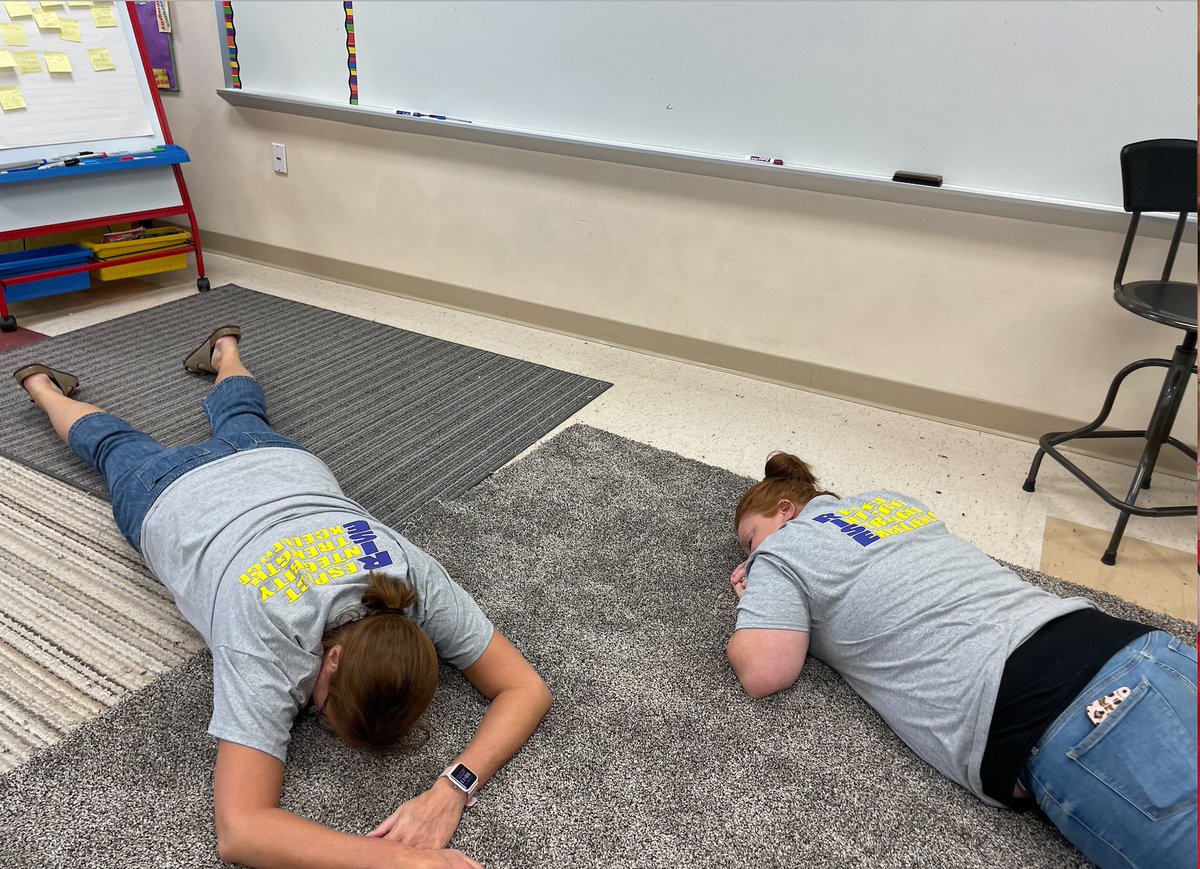 Meadowbrook111's tweet photo. Teachers and staff at MB be like.......after the first week!πππ #EaglesRise #CorntasticDay https://t.co/6KIVMAsmvn