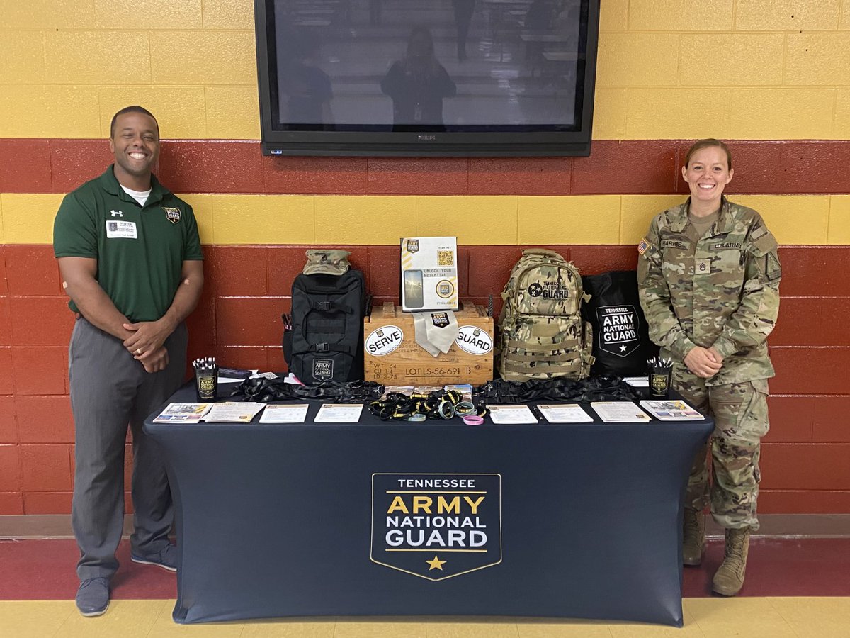 Shout out to some of our first lunchroom visitors this school year!  Thanks Army National Guard. <a href="/RiverdaleHighTN/">Riverdale HS</a>