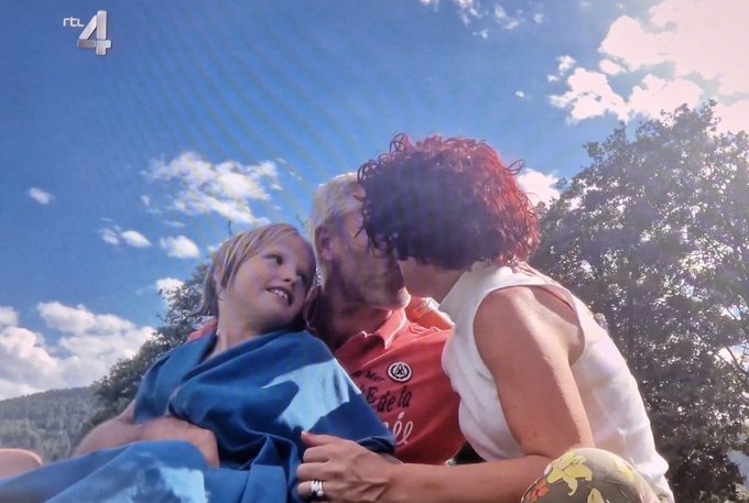 FbHKAvDUIAAM9fb?format=jpg&name=small