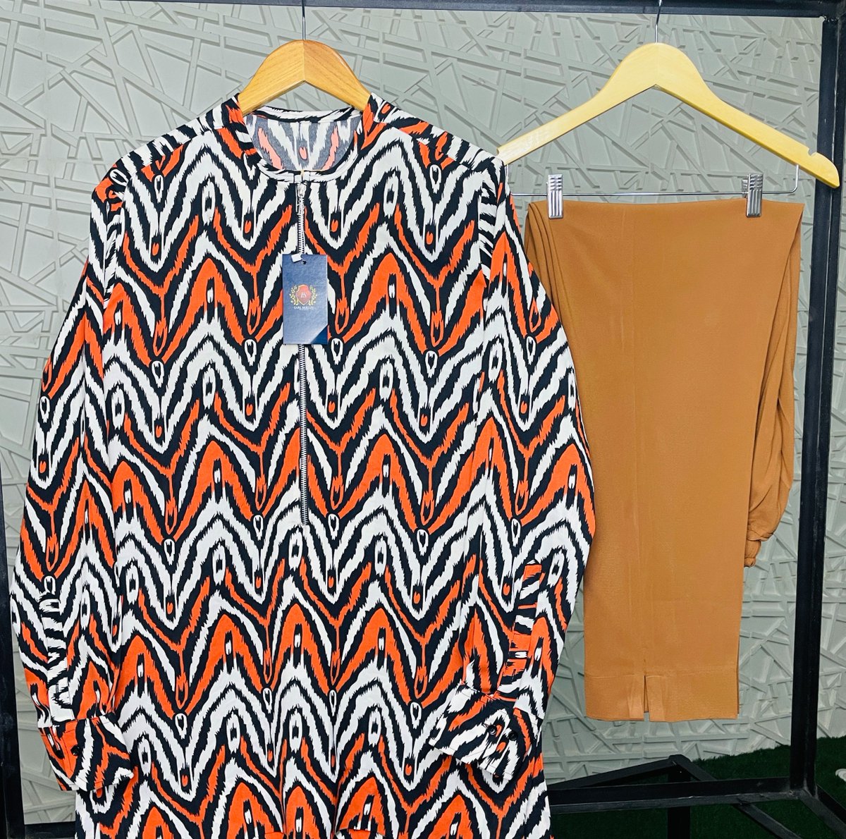 SkillzyEarl's tweet photo. Shop this look that ensures versatility in your wardrobe in different sizes. With 20% off every order ending on the 31st of August!

Send a DM/call/WhatsApp 08141863038.

#abujamenfashion #mensluxury #FridayMotivation  #summerstyle #madeinnigeria #giveaway #UEFA https://t.co/YSRgDZFiw3