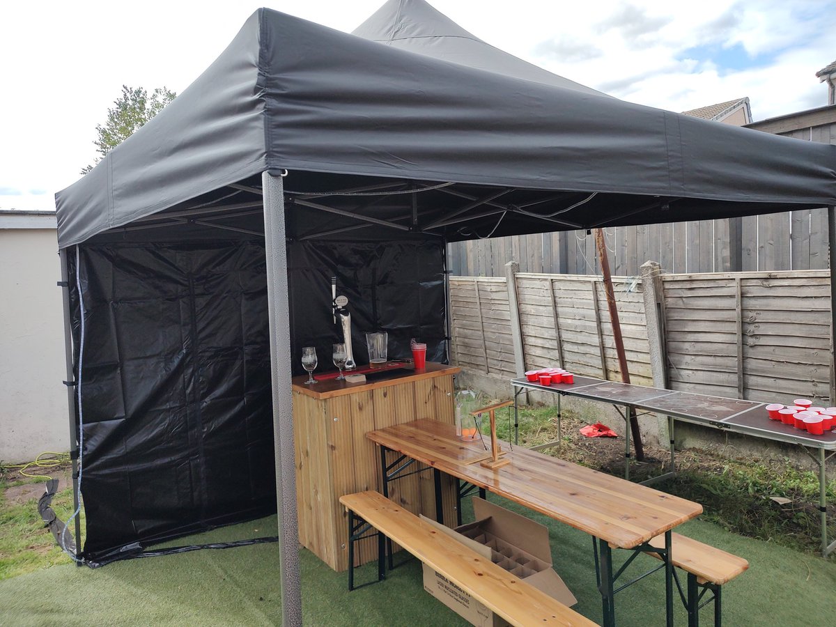 TubsKegs's tweet photo. Beer tents set up in chipping and blackburn this bank holiday weekend. 

If your having a birthday, anniversary or just a knees up because you want to. 

🍻🍻 Don't be daft, drink draught 🍻🍻

🍻Proper Pints Make ait a Proper Party🍻

#Moretti #Carling #PintsPintsPints #BEER https://t.co/Mg4jk0OuJ1