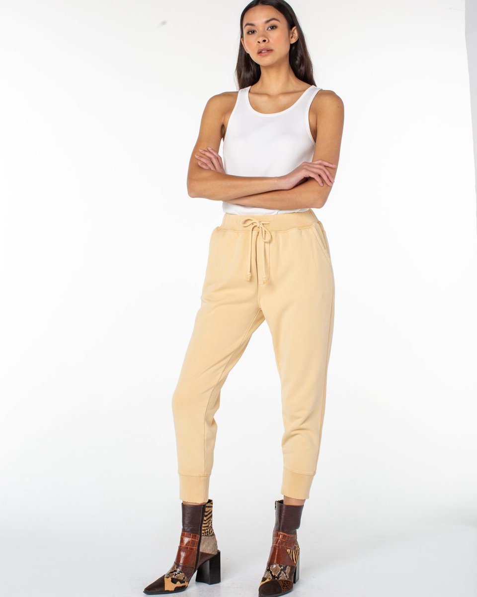 SerraBrand's tweet photo. THE COVE pork chop jogger offers versatility in style, #theSERRAway. #SimplySERRA #SERRAbrandbyJoieRucker https://t.co/s0IfA9GQVy