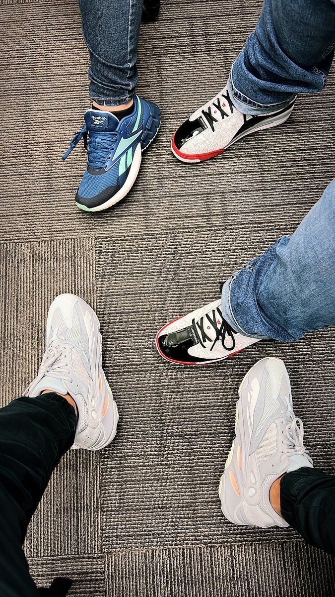 jrivasfla's tweet photo. Nothing like a launch to bring out the fly kicks on this beautiful Friday! ☀️☀️@Lissette_rod1 with them J’s @FloridacityKat with them didas and your boy with the Yeezy’s 😉 @One_FLA #flykickfriday #lifeatatt #inertia #yeezy700 #flocity #oneFLA https://t.co/vH2Q82zC0x