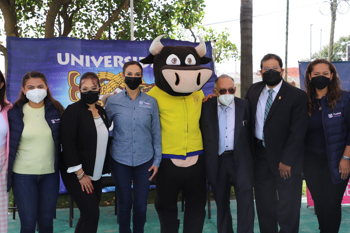 PueblaAyto's tweet image. 👧⛹️‍♂️🏀Con la “Olimpiada con Rumbo” el @SMDIF_Puebla, @IJMPuebla y @foliva_ac realizaron la clausura del curso de Verano con Rumbo en el que participaron 940 niños y niñas. ¡Gracias por su entusiasmo! 😀
#VeranoConRumbo