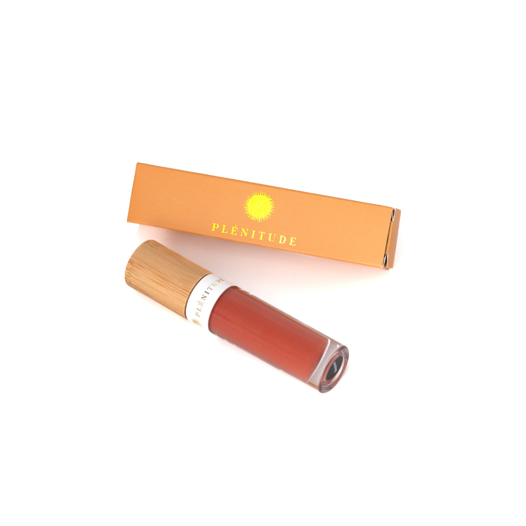 liseklara's tweet photo. BLOSSOM ❤️ a semi sheer lipgloss that leave your lips hydrated in the most gorgeous color. 

Some ingredients include; castor &amp; jojoba oil and shea butter. 

.
.

 #makeup #vegan #crueltyfree #veganmakeup #beauty #cosmetics #skincare #selflove #selfcare #skincareroutine #plen https://t.co/f5AYN1XFBE