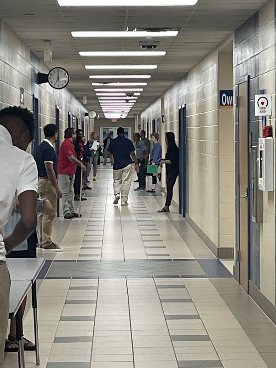 CF_ALCWest's tweet photo. This is just ONE of the MANY REASONS why we love our ALC-West Family! All Life-Changers at their doors welcoming our scholars daily! #ALCWest #FromPromiseToPurpose #BringingOutTheBest https://t.co/pWNbd82fUf