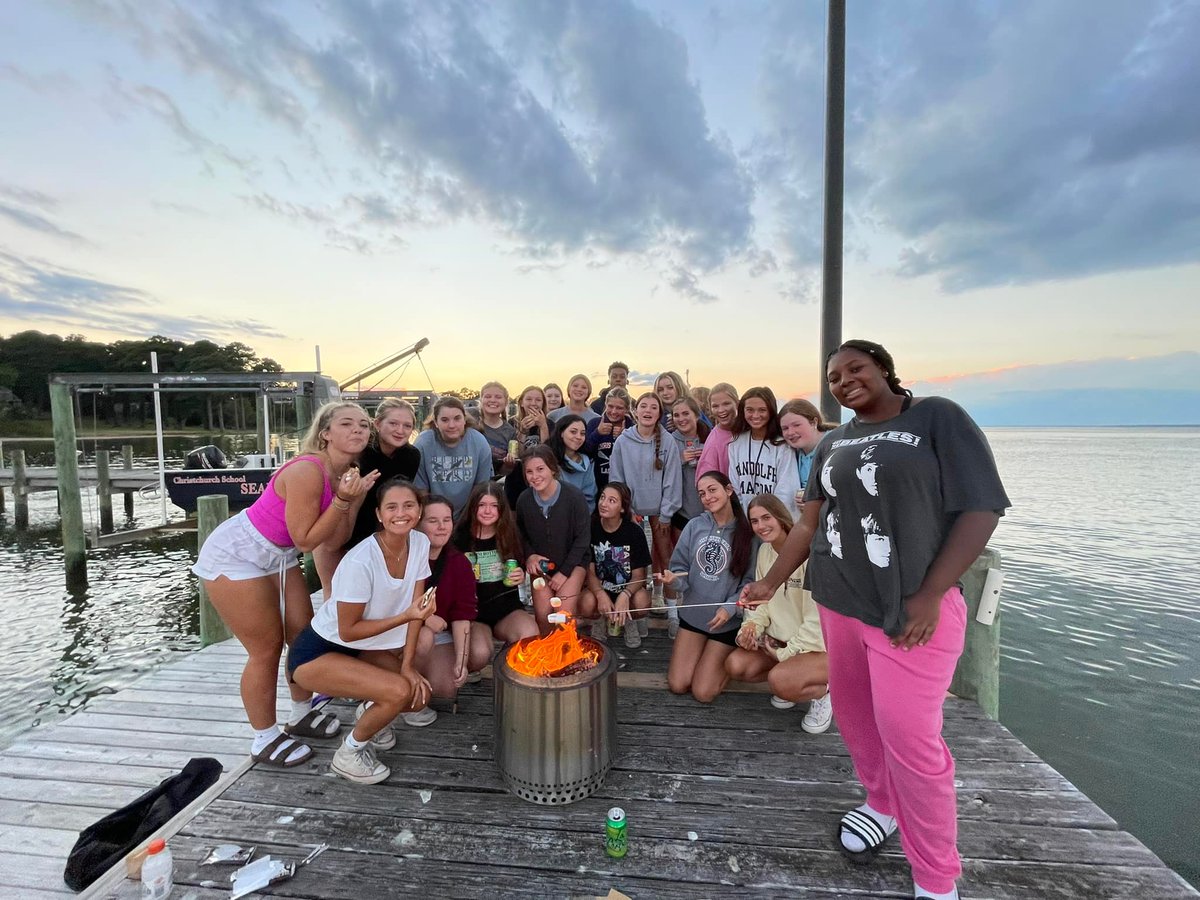 CCSrightnow's tweet image. 🍀Good Luck to Coach Moore &apos;15 and the volleyball team as they head to Richmond for this weekend&apos;s Invitational at Grove Christian School. LET&apos;S GO, Seahorses! #PrepVolleyball #SetYourCourse #BoardingSchool #PrivateSchool #SecondCentury #since1921