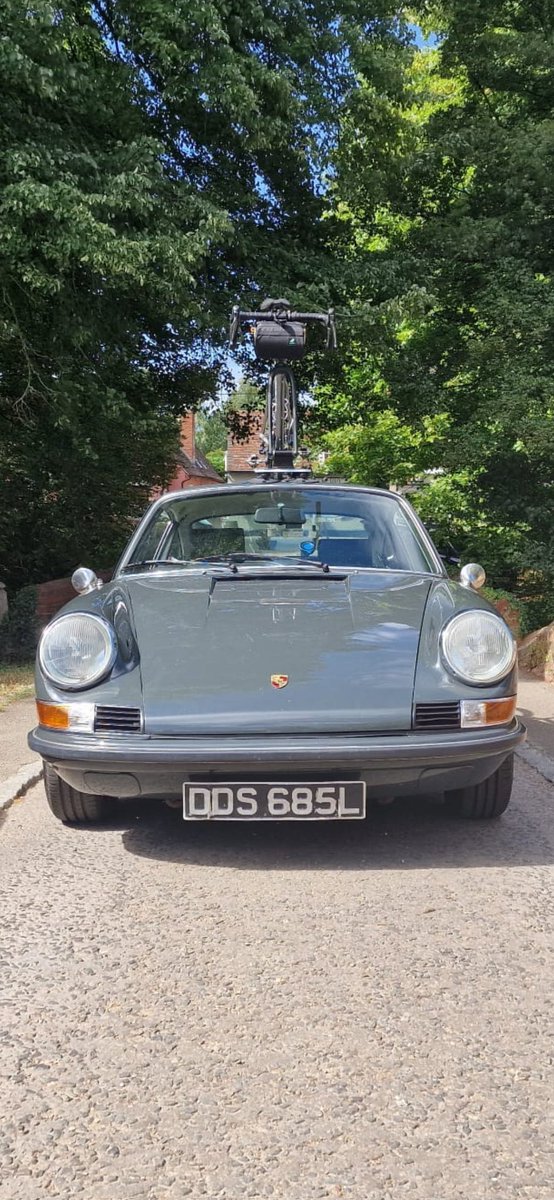 SteveVanquish's tweet photo. Stolen in London in the early hours of 26/08/22.

Registration DDS 685L

1973 Porsche 911T

Please report any sightings to Police. 

Please re-tweet. https://t.co/rbW5Mnpg51
