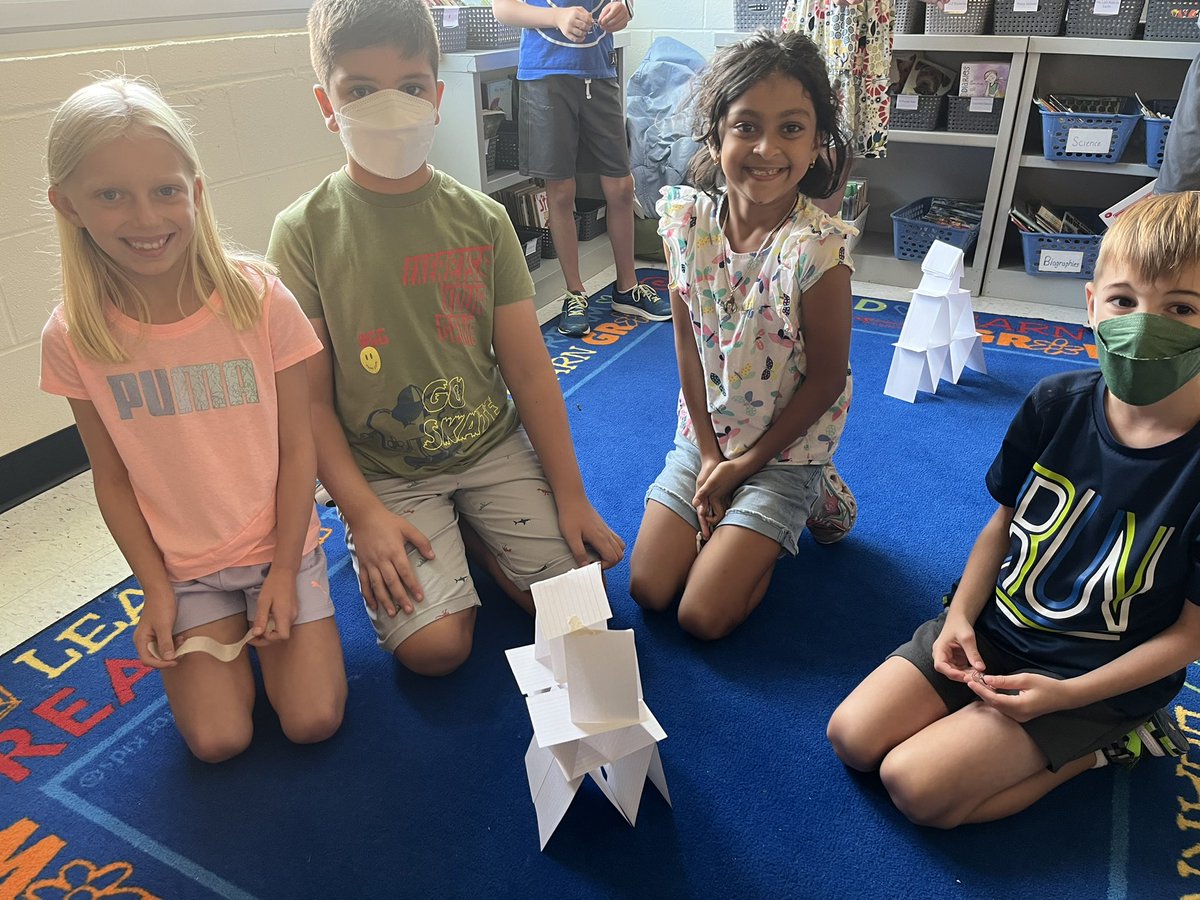 MsLenowicz3rd's tweet photo. We ended our first week together with a tower challenge! https://t.co/DoxM7y6ACV