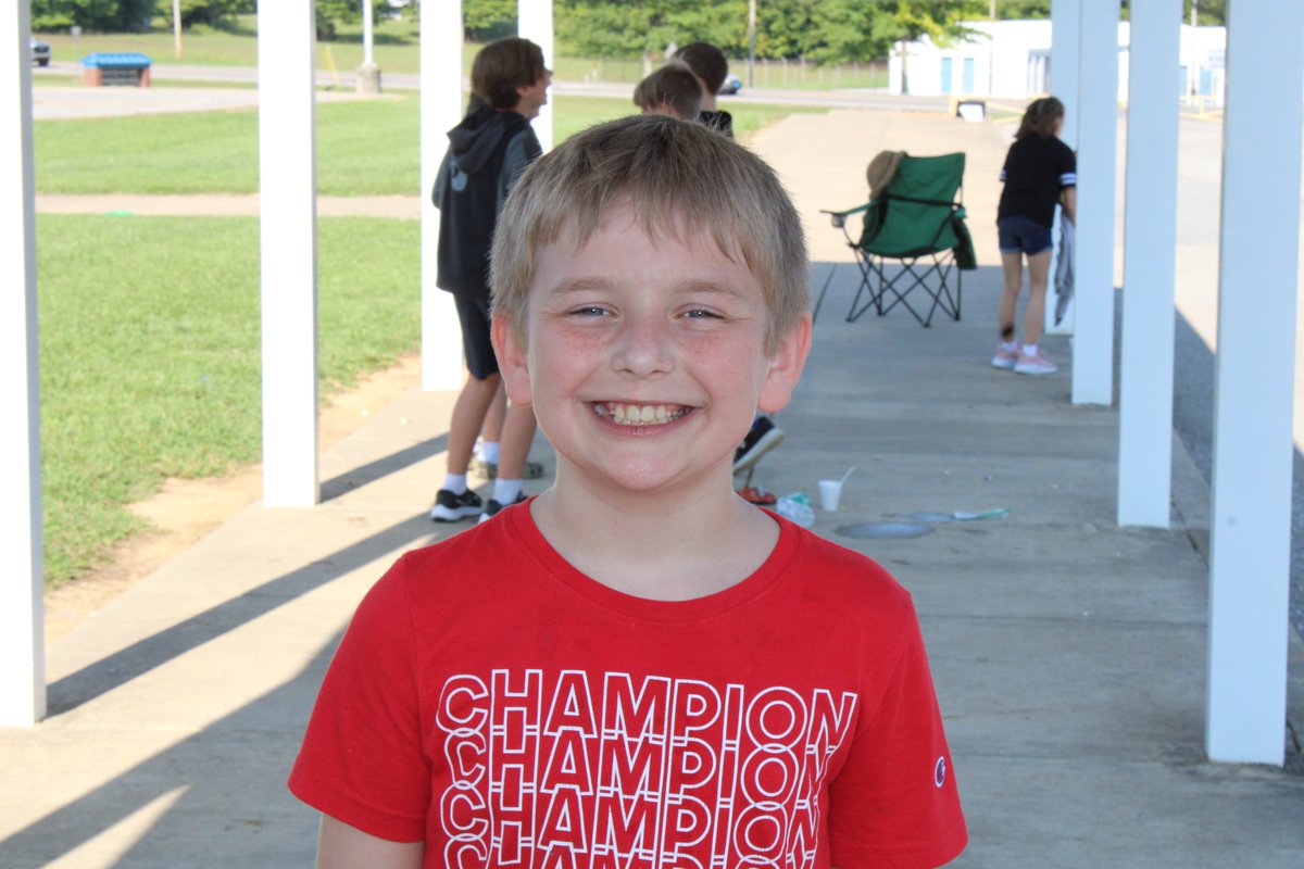 WhiteHouseMiddle tweet media