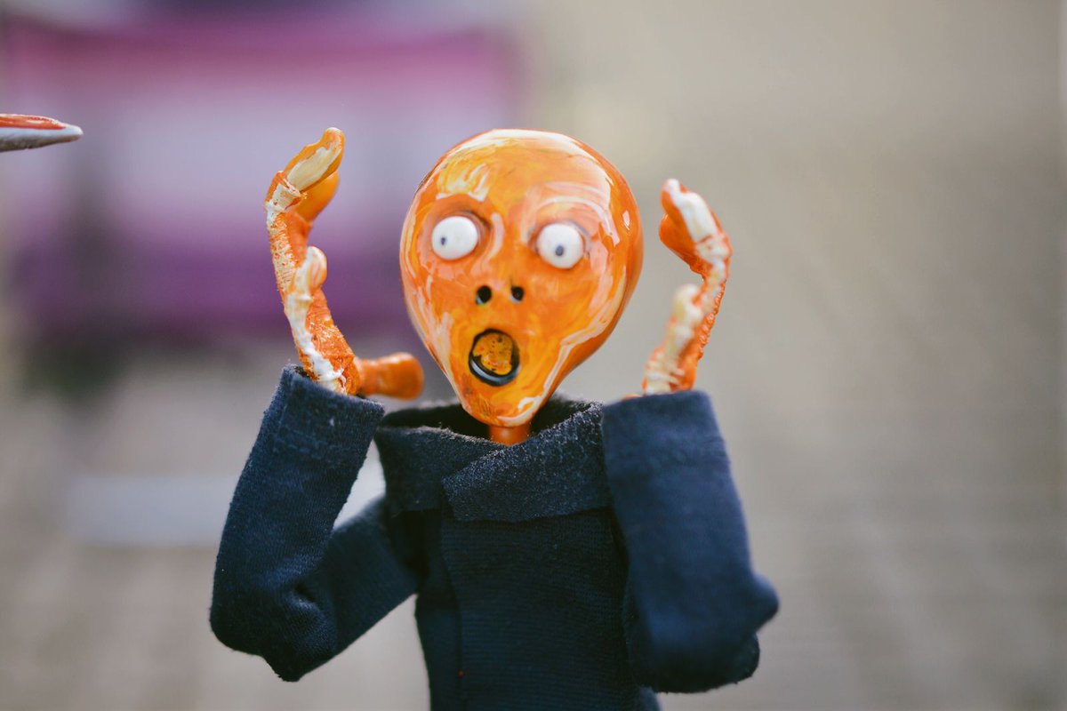 anntonio's tweet photo. #Elgrito #Skrik  #EdvardMunch versión muñeco creada por Gonzalo https://t.co/MFxvIj7kQf