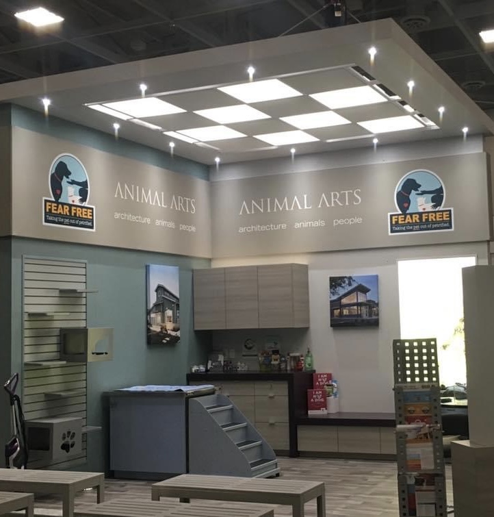 fearfreepets's tweet image. At #FetchKC? Come to booth #837 at 3:45pm for a Hospital Design Mini-Talk with Animal Arts! #FearFreePets