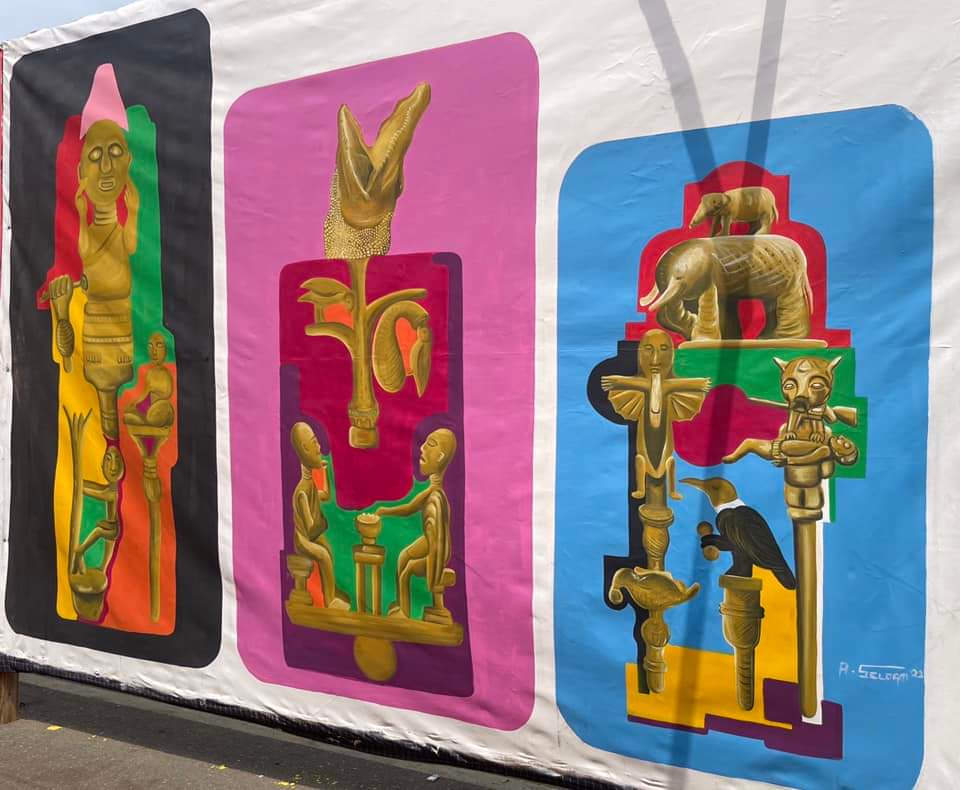 chalewotefest's tweet photo. Ghanaian art collective @AfuabeGh's show stopper for #ChaleWote2022 is a magnificent 150ft "Stargate" featuring 11 other invited muralists co-creating this fascinating tunnel of raw beauty. We look forward to their own reviews about the work. https://t.co/UpxGgXwgpI