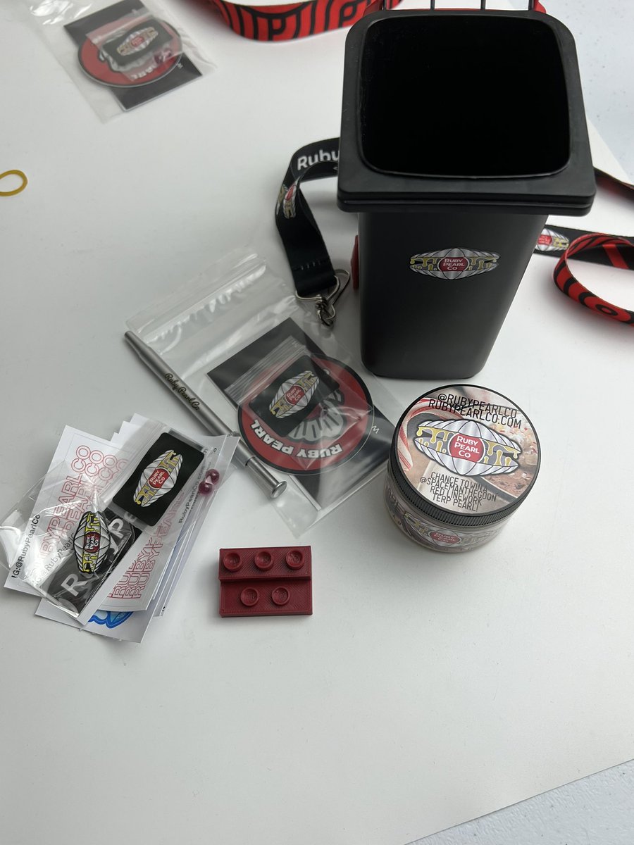 CryptoCannaClub's tweet photo. Congrats to our partnered giveaway winners with @RubyPearlCo
1) @Jeffrey545
2) @ShaneWylie4
3) @Nyel_Estrada
Toke Toke Toke!
#Winner #CCC #Giveaway #Toker #Crypto #ETH #RubyPearlCO https://t.co/6RRZ8g4N4I