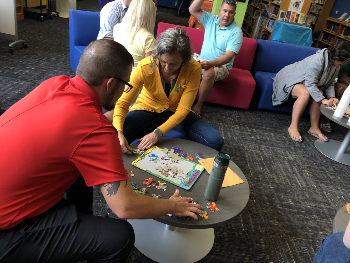 DLSDCounselors's tweet photo. @deerlakessd Middle School staff are a perfect fit! They worked together successfully to complete a puzzle activity as a part of PBIS training during in service. @drabate_dlms @DLMSPrincipal @eddyfroapple #DLTogether https://t.co/N1HoLMkRBn