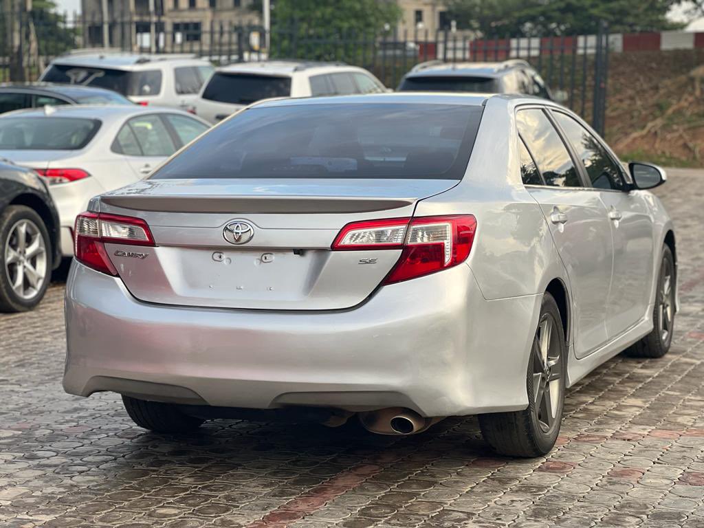 Automall_ng's tweet photo. Few months used Toyota Camry Se 2013 model
Price:4.550m
Original duty
Location: Abuja
#hausa #sulelamido #asuupresident #Abuja #hisexellency
@__yellows @aisha_yaGuda @aisha_shugaba @__yellows @Waspapping_ @isellnbuycars https://t.co/eULinLVMDS