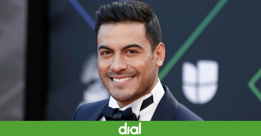Cadena_Dial's tweet photo. #PREMIOSDIAL 💎 @webtenerife  
 Carlos Rivera, un Premio Dial latino más que merecido

Es uno de los artistas más destacados y hace años que nos conquistó con su voz. El próximo 15 de septiembre recibe su Premio Dial latino. 

@_carlosrivera  

🔗https://t.co/54btMl13I6 https://t.co/NrkX6nMwoZ