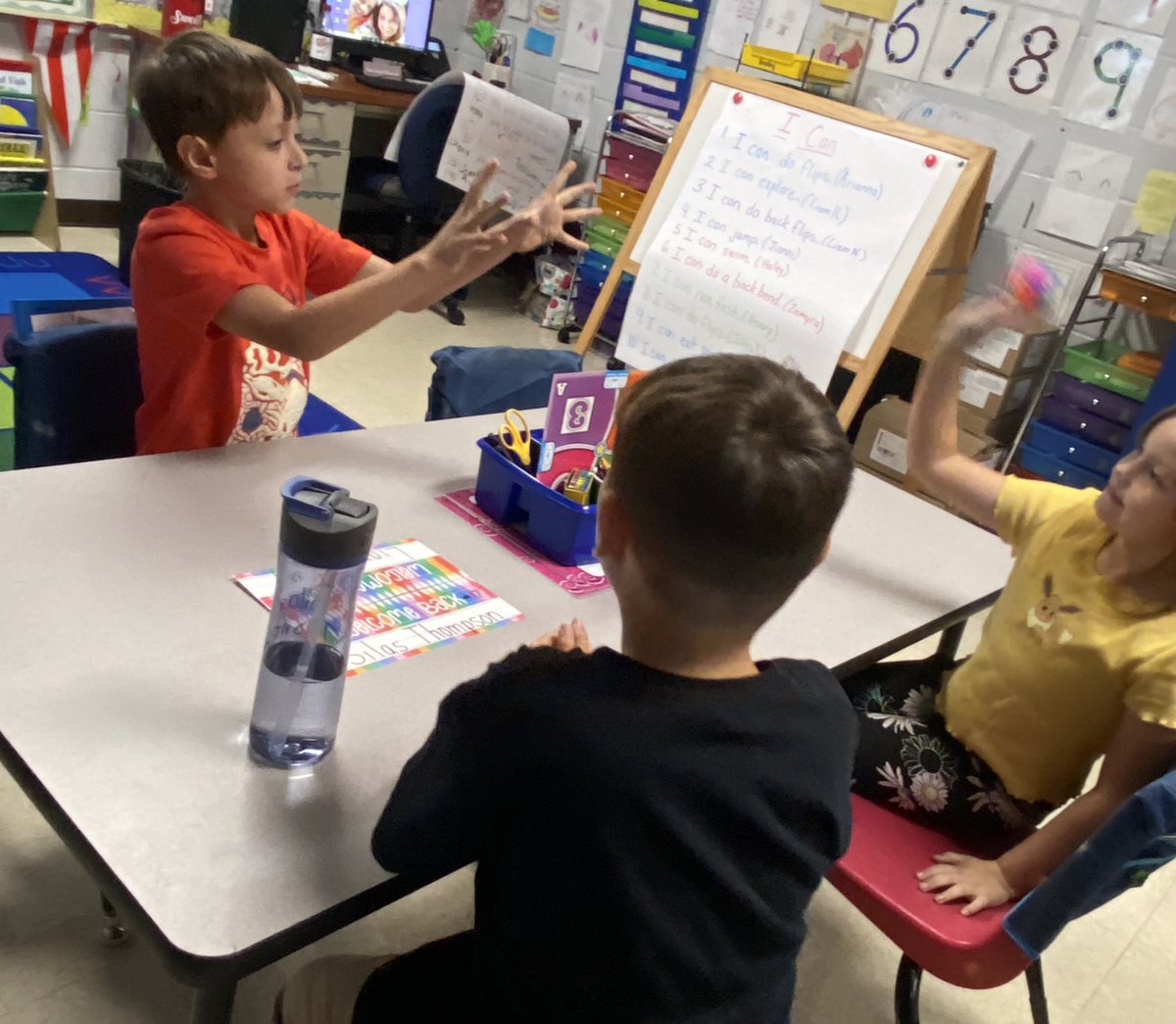 kendra_windsor's tweet photo. Our first Fun Friday of the year included guided drawings, team sight word races, silent ball, and teamwork parachute time😊@North_Tweets #proud2bnorthies #JCSchoolsChampions #jcschoolselemed https://t.co/r3KfosI23A