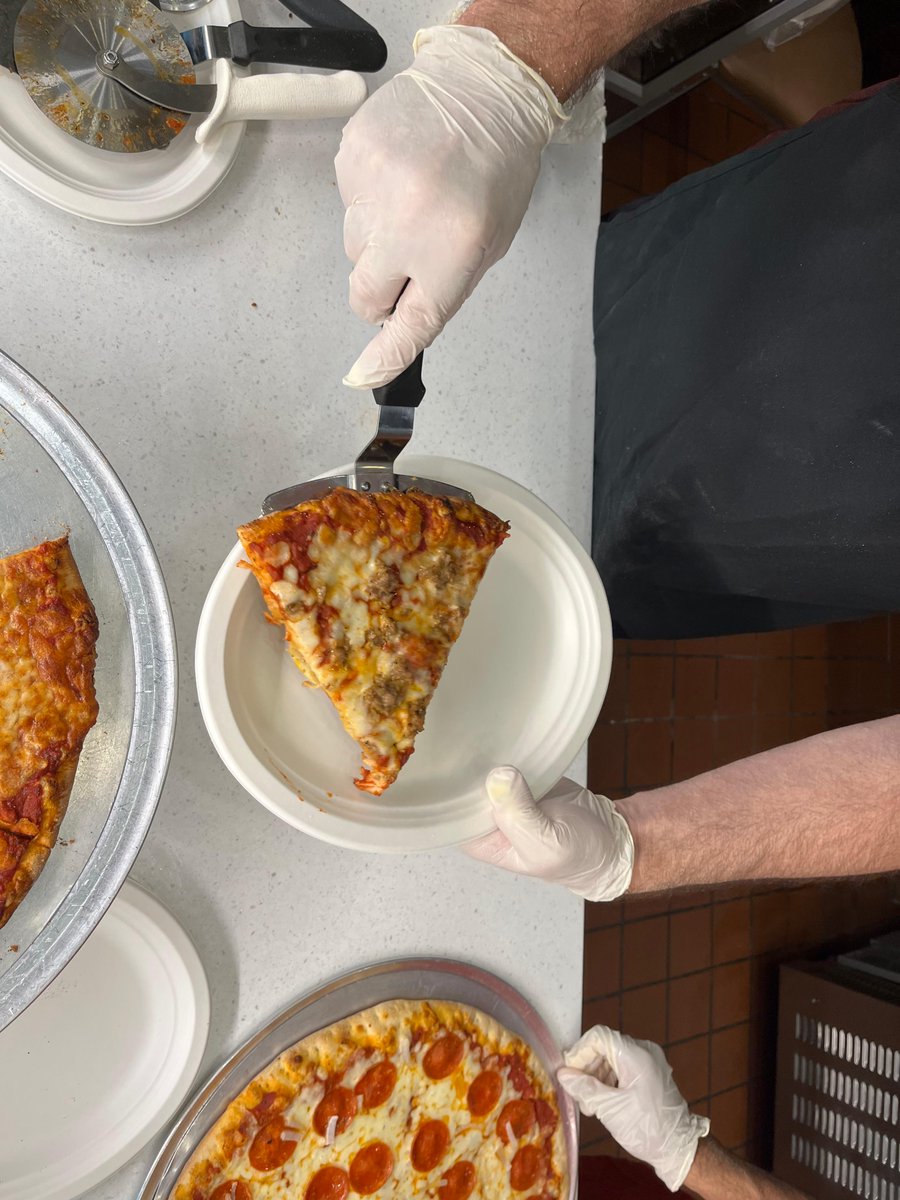 BrookfieldSq's tweet photo. Marvino's Pizza is NOW OPEN at Brookfield Square! 🍕 🎉 🙌 Experience their high-quality ingredients by the slice or enjoy a full pie, PLUS, their delicious Panza's are buy one, get one $1 off! Come check out Marvino's at the Food Court and taste the difference!!
#Brookfield https://t.co/iwF8QyGbJR
