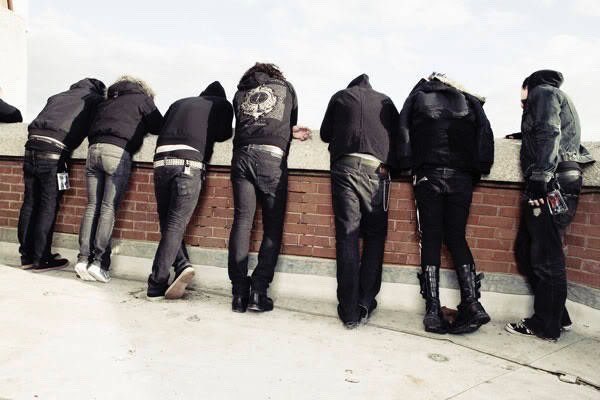 rureadyray's tweet photo. MIKEY!! (u know which one he is) https://t.co/euA8xhz9At
