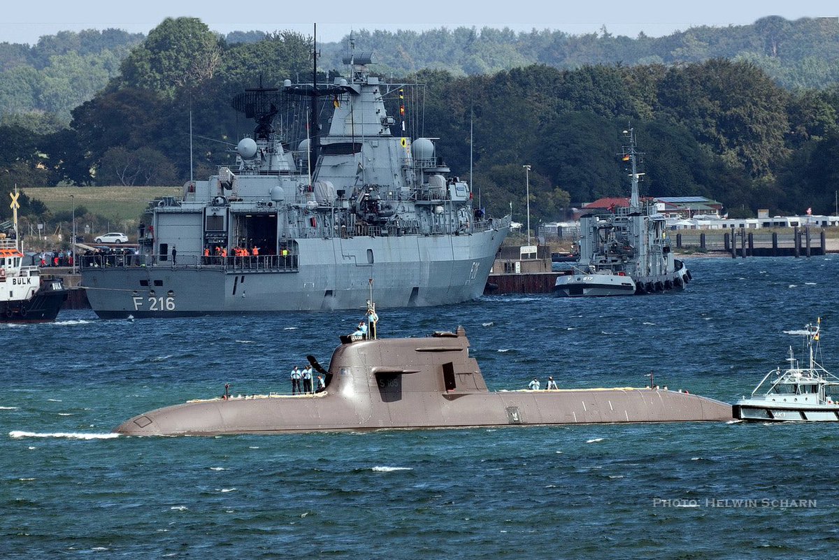 WarshipCam's tweet photo. German Navy Type 212A-class attack submarine S185 (U35) coming into Eckernförde, Germany - August 25, 2022 #u35 #s185
* photo courtesy of @ScharnHelwin https://t.co/Rp9X2irDR4