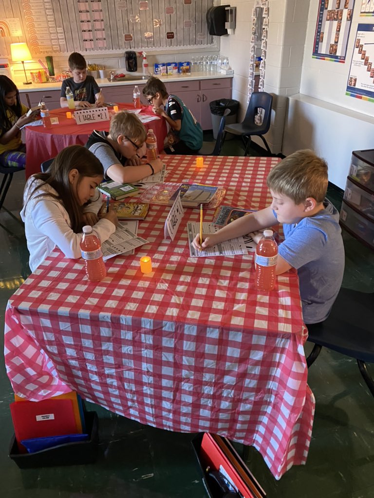 LIONSMES's tweet photo. Day 3 of school and our teachers are already back at it! #kidsdeserveit #lionstogether #mesfamily https://t.co/wi8F40bTAq