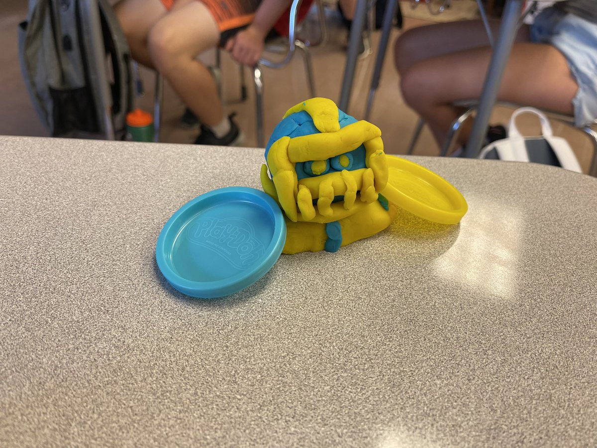 Mrs. Nagle tweet media