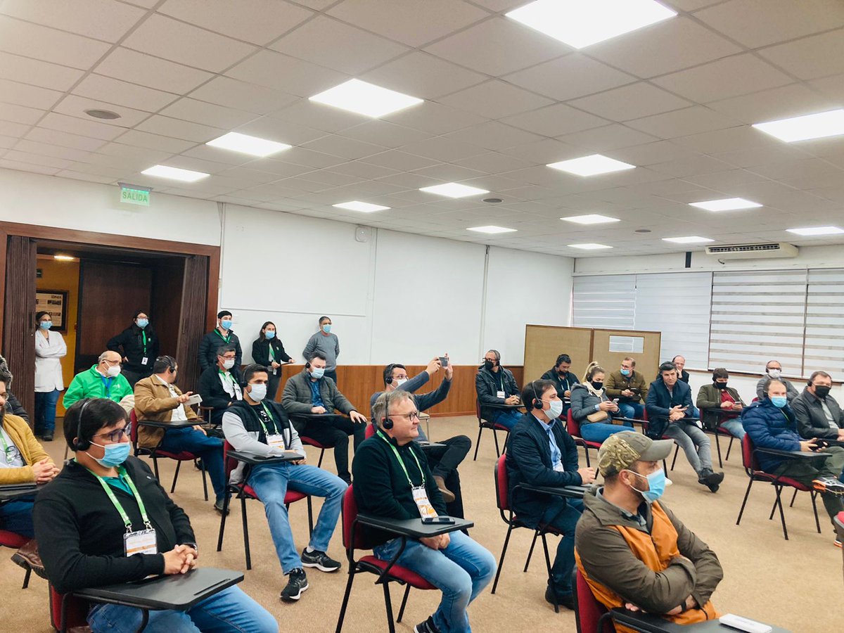 iniaLaPlatina's tweet photo. @iniachile  recibió durante el mes de agosto a más de 100 productores y empresarios agrícolas de Brasil, para dar a conocer estándar nacional de calidad para la exportación, en el marco de cooperación internacional INIA. Hoy finalizó la tercera visita técnica a @iniaLaPlatina https://t.co/dcPsyUedpk