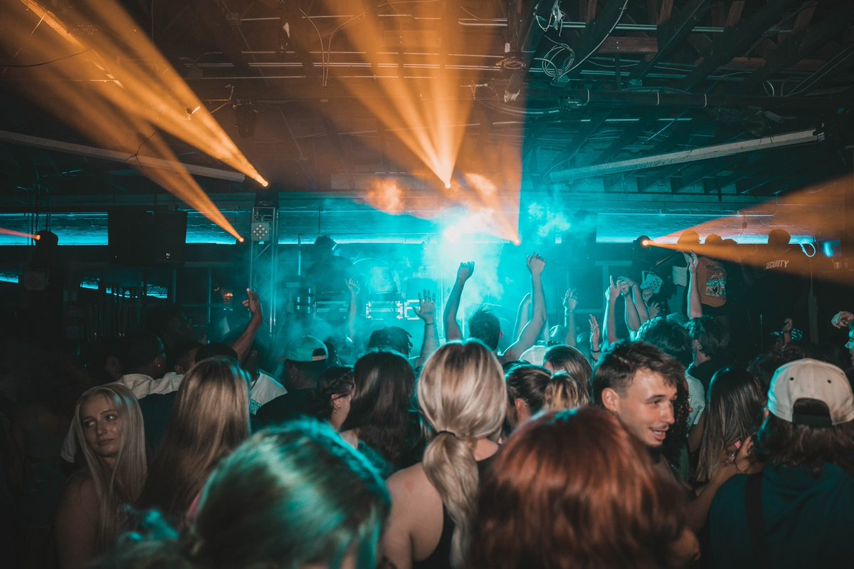 Back in bizzness <a href="/etxlumberyard/">LUMBERYARD</a> 
8-12am. $5 before 9pm, limited VIP Sections($200) and stage passes($20)

📸 @colbieb30 
🎵 <a href="/aDjNamedGoree/">Goree</a> <a href="/DJRnB_/">Robert Breitenstein</a> 
🎥 <a href="/Superkk_monster/">KK</a>