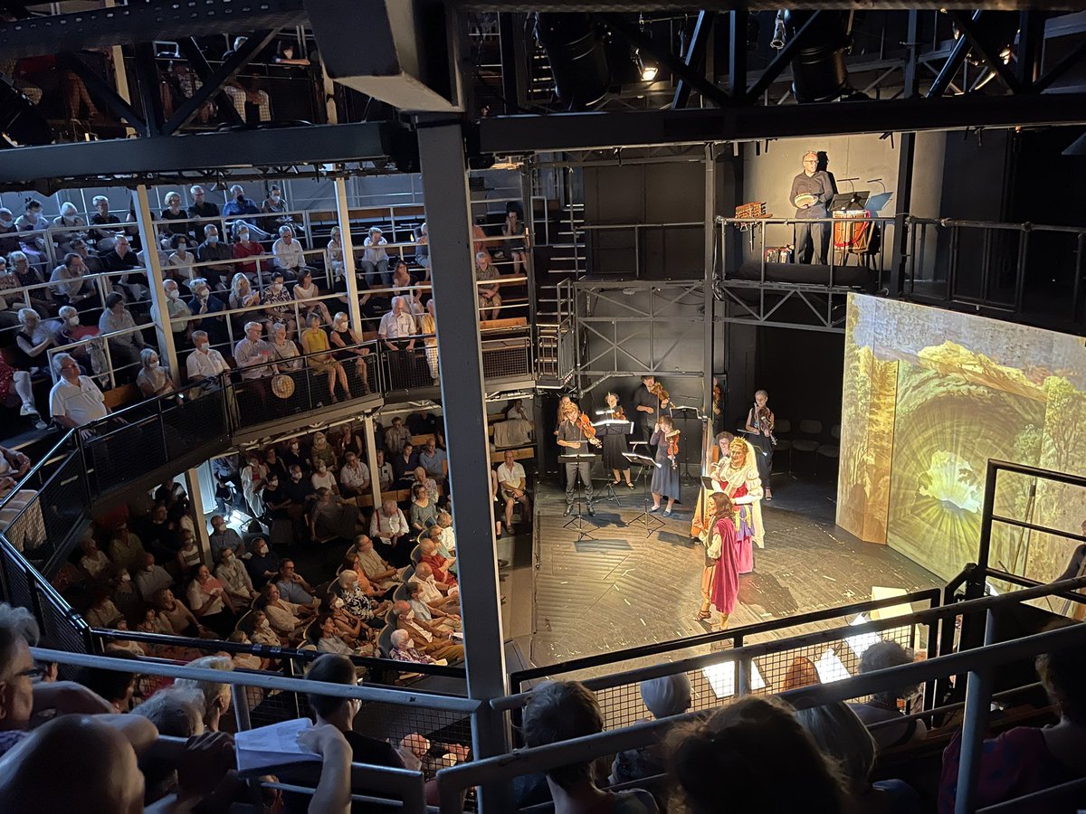 Globe #Baroque premieres in #Neuss with Scarlattis‘s serenata „Giardino d‘amore“, a real gem by #DorotheeOberlinger and her Ensemble 1700, #RobertaMameli #XavierSabata dir. #NilsNiemann, video by #Fettfilm #torgemøller, costumes by J. Ritter, thanks to #neustart kultur #opera