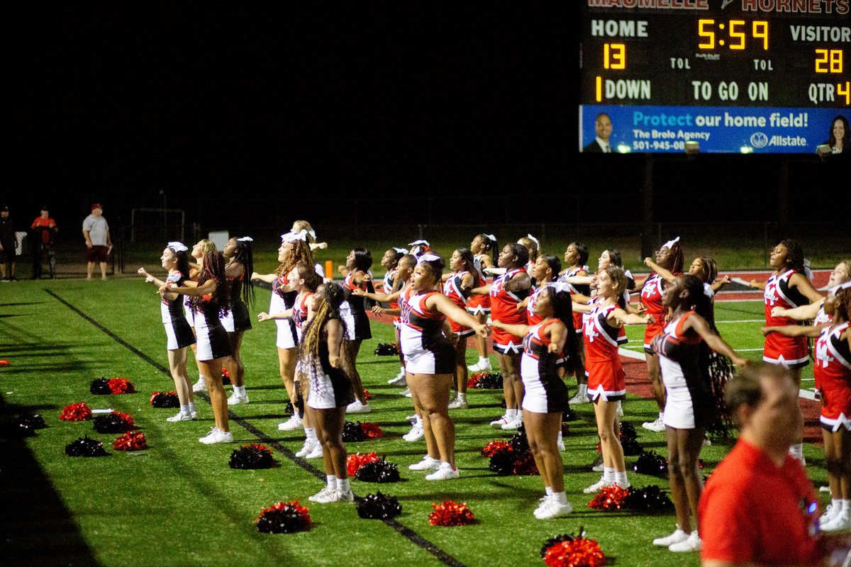 LysiaMedia's tweet photo. Go Big Red! https://t.co/ga4JF9R9a6