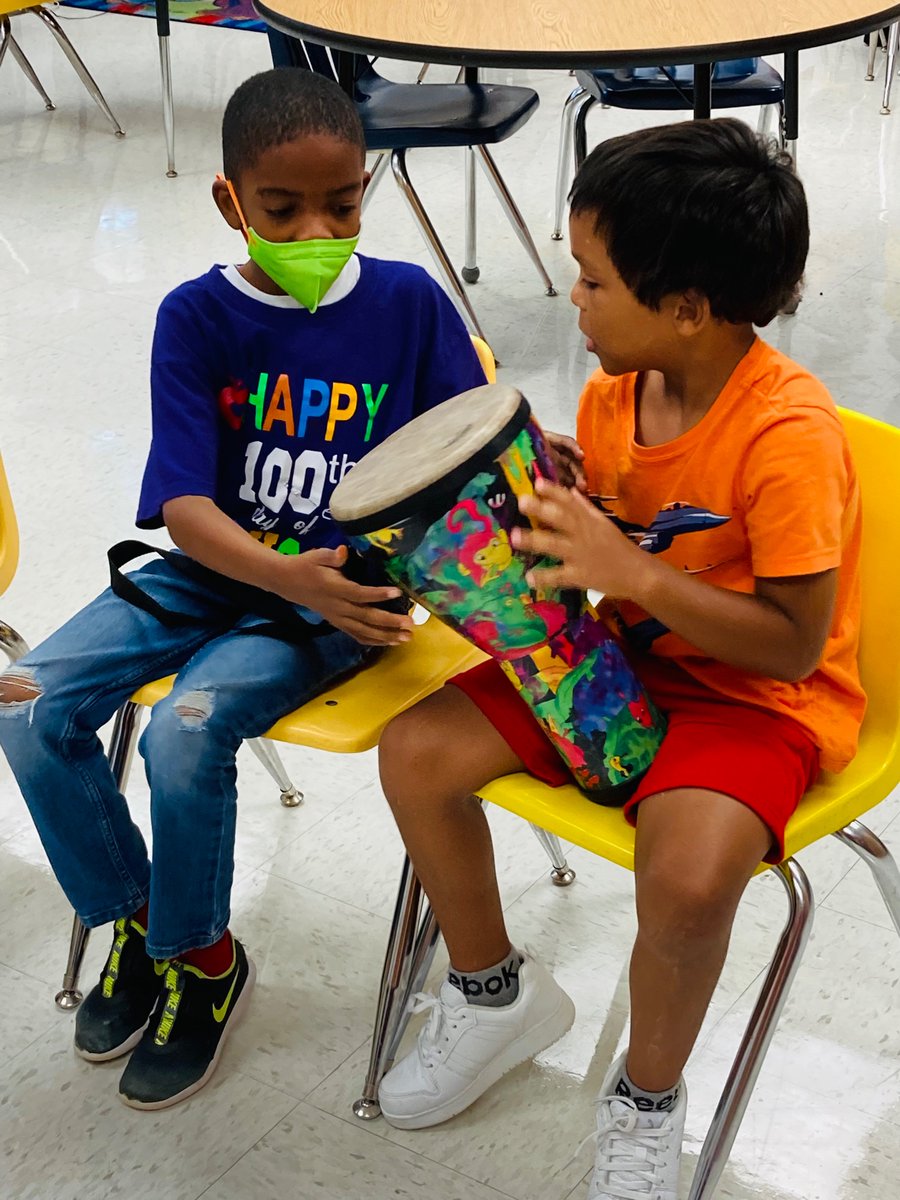 hawkceptional's tweet photo. Our students were “Musically Enchanted” during music class… & no we didn’t have to sing about Bruno no no no no!!!
Part 2
#SECSTRONG #FCS_SEC
@hapevillehawks
@HapevillePrin
@FCS_SEC
@FultonCoSchools
@MsBuffington1 https://t.co/72UvEWF3JN
