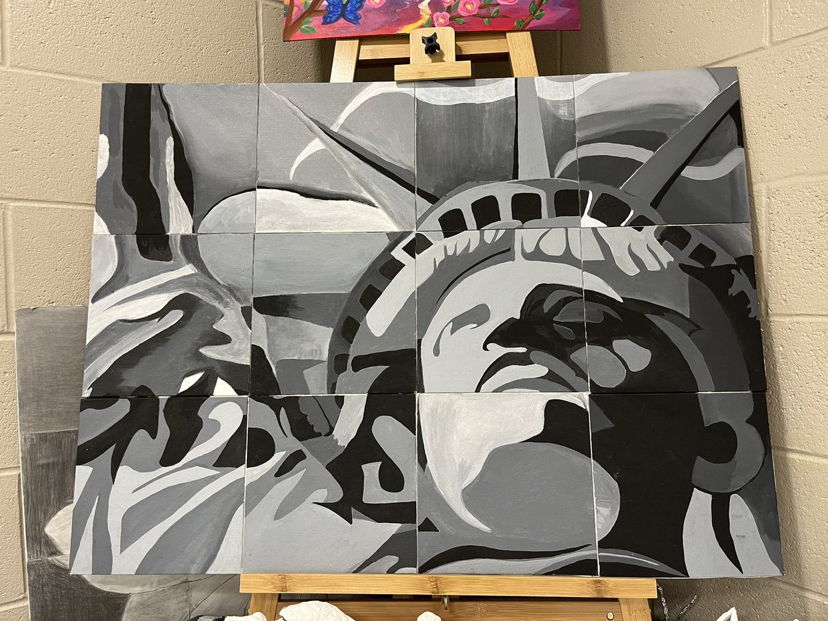 jmarzec88's tweet photo. I am so excited about being a part of the VPA Department! Today I visited U.S.Grant High School and saw some amazing creativity in action! Our students’ work is simply astounding! #TheArtsOKCPS #OKCPS #Creative #visualart #AdobeEduCreative https://t.co/xFFxPePydj