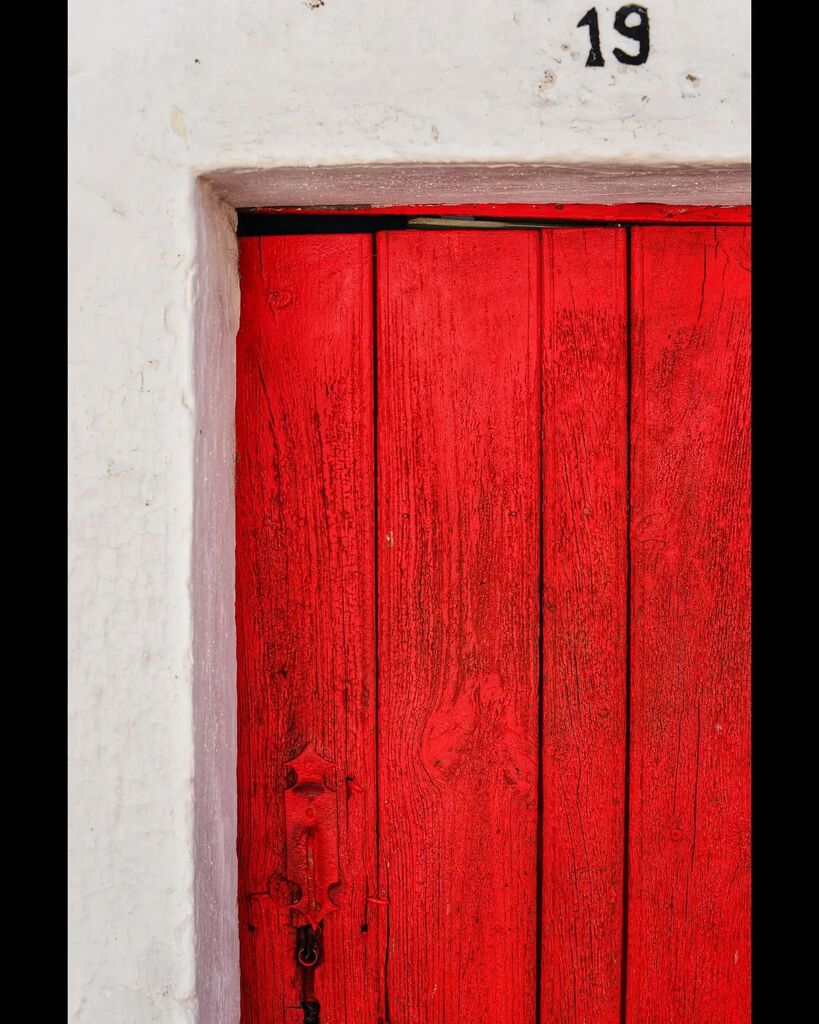luzfosca's tweet photo. O encanto das casas de Gáfete
Alentejo, Aug 2013
.
.
.
.
.
#fernandoaestevesphoto #amar_alentejo #altoalentejo #alentejolovers #portugal #portugalemclicks #portugal_a_gramas #portugalcomefeitos #ok_portugal #lensculture #sharing_portugal #facadedesign #d… https://t.co/PAWCOj6DAd https://t.co/FQhv95sFiy