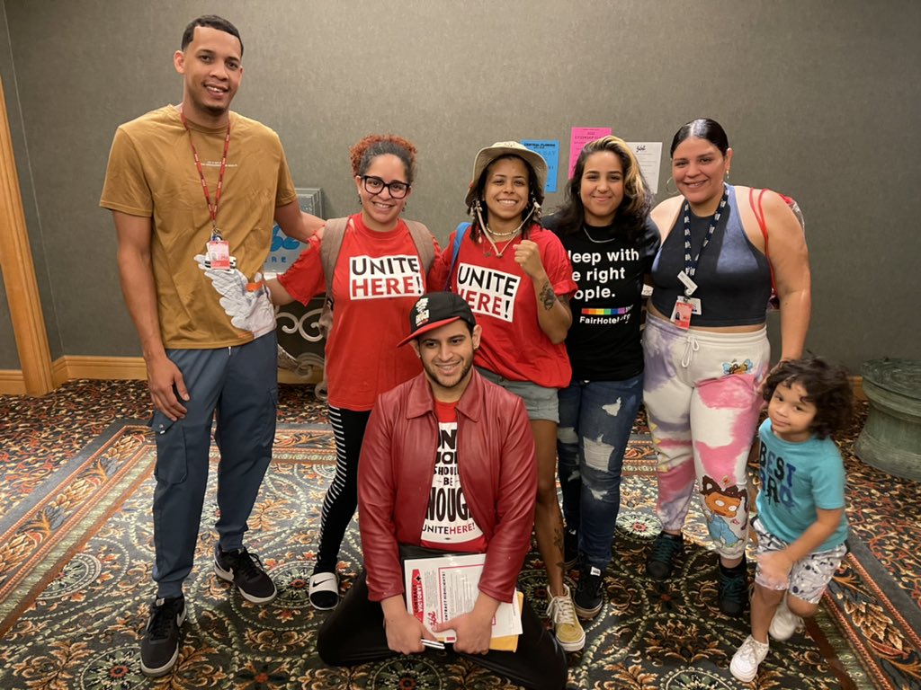 UNITEHERE362's tweet photo. CONTRACT VICTORY!!!🎉

After years of organizing, Food Service workers at @MCO have ratified a first Contract covering HMS Host operations.

Congratulations the members, leaders, and organizers who contributed to this victory! Orlando International Airport is a UNION AIRPORT!✊ https://t.co/2cAOTmD9rA