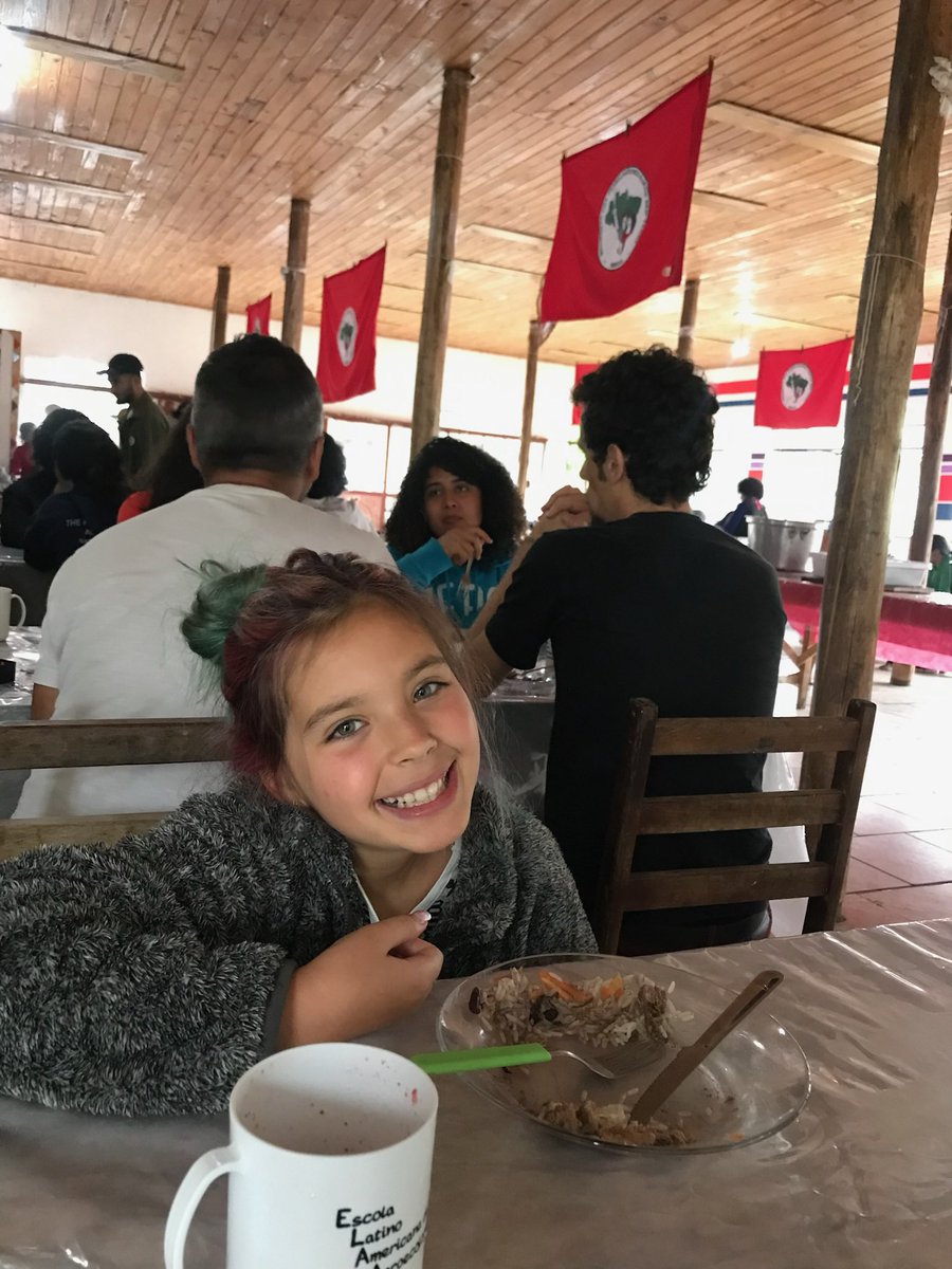 Bela Gil tweet media