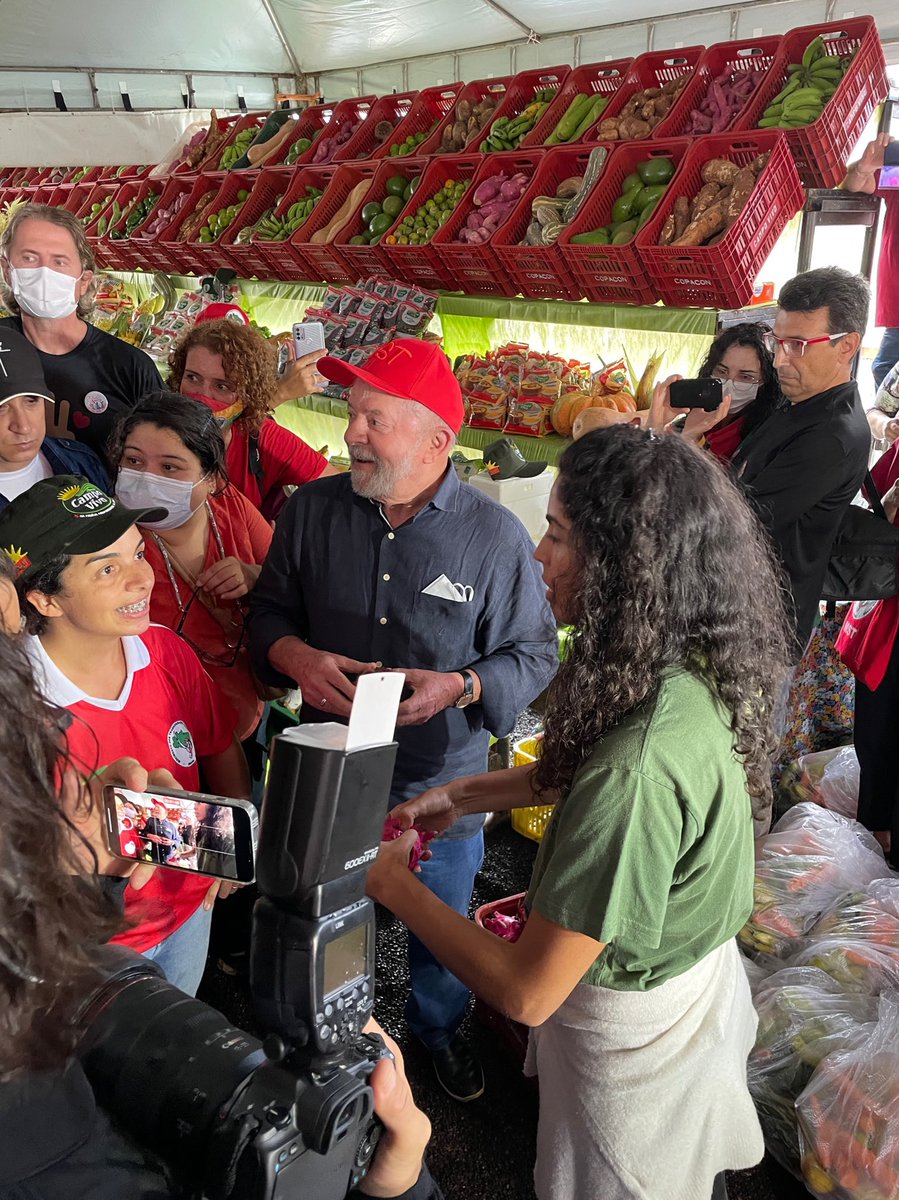 Bela Gil tweet media