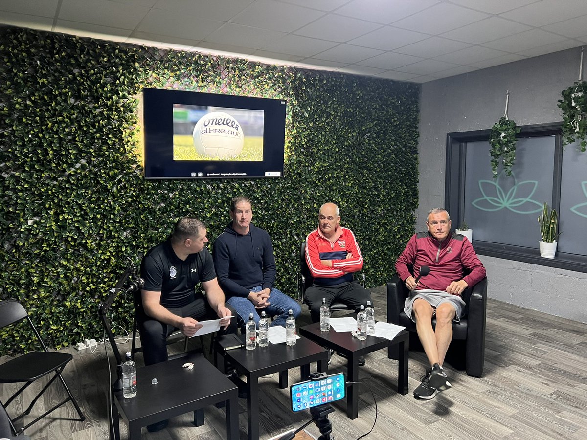 deckyjudge's tweet photo. Setting up for @YourLurgan in tonight’s Armagh GAA club championship debate.
📍 Optimise Performance & Recovery
#pendulumphysio #focusgym #armagh #armaghgaa #ulstergaa #gaa https://t.co/uPODnoGv4S