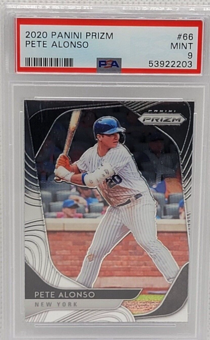 MetCastPod's tweet photo. 🤟 Let's get it! 200 RT, Mets Win, &amp; Alonso gets a hit, this beauty will be given out right after the game! As always must be following!  #LGM #MetsWin #MetsTwitter #MLB #MustBeFollowing #IFB https://t.co/z8ZQoWedJ2