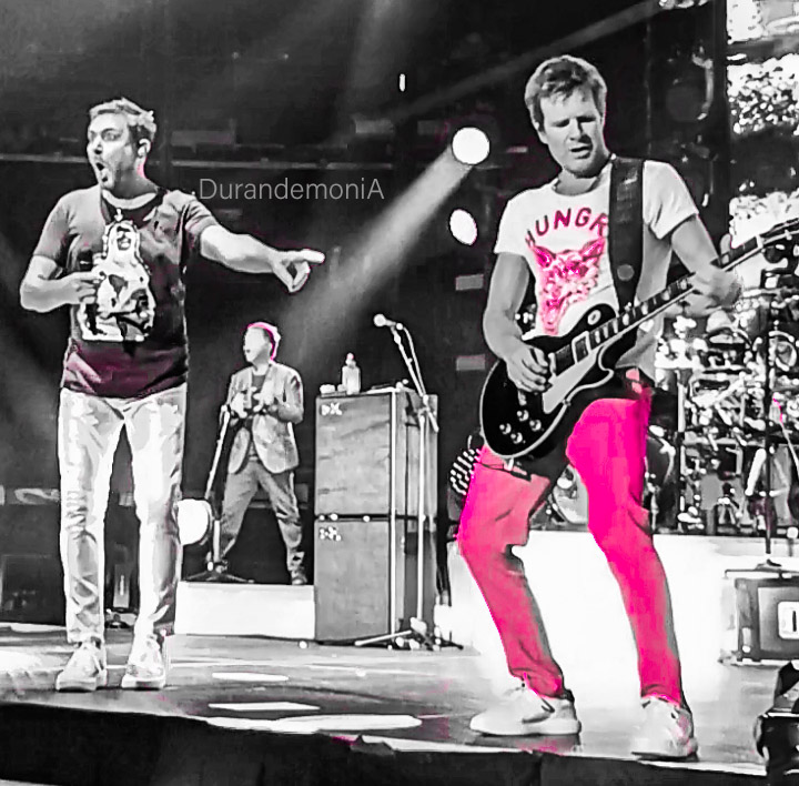 Coopsisatwit's tweet photo. Absolutely fantastic @duranduran gig at @TheGarden in NYC last night. @SimonJCLeBON @dombrownmusic @SWillescroft ❤️ https://t.co/IfIMZ2Fk90
