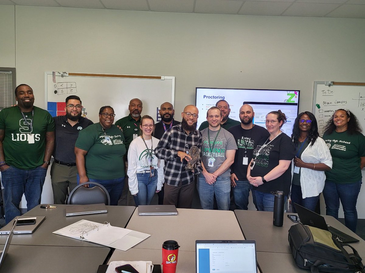 SPRINGHIGHLIONS's tweet photo. 🥁🥁 The “Mighty Lion” of week goes to….. Mr. Turner! Thank you for being a model of excellence for our students! Welcome to the P.R.I.D.E. 💚 #FearOurPride #TogetherWeWin https://t.co/yEcoivjuJ0