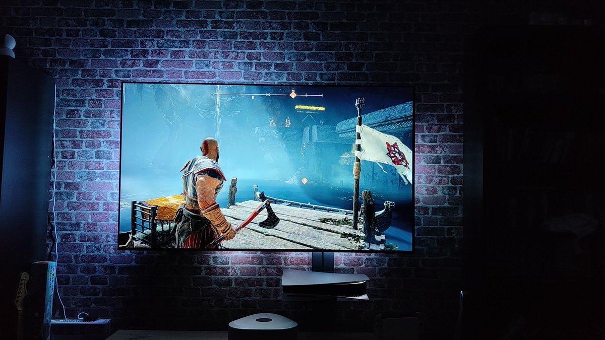 foudelaDS's tweet photo. Philips #Oled807
@ppgarcia75 j'ai même pas attendu ton test : ils m'ont eu @PhilipsFrance, avec leur #ambilight, leur TV gobe tout, leur focus sur le gaming : Obligé de renouveler chez eux 10 ans plus tard 😅. Désolé C1, G1, pana, j'ai été ébloui par la lumière 🫣.
La bise PP 😉 https://t.co/0tfKRqi4AN